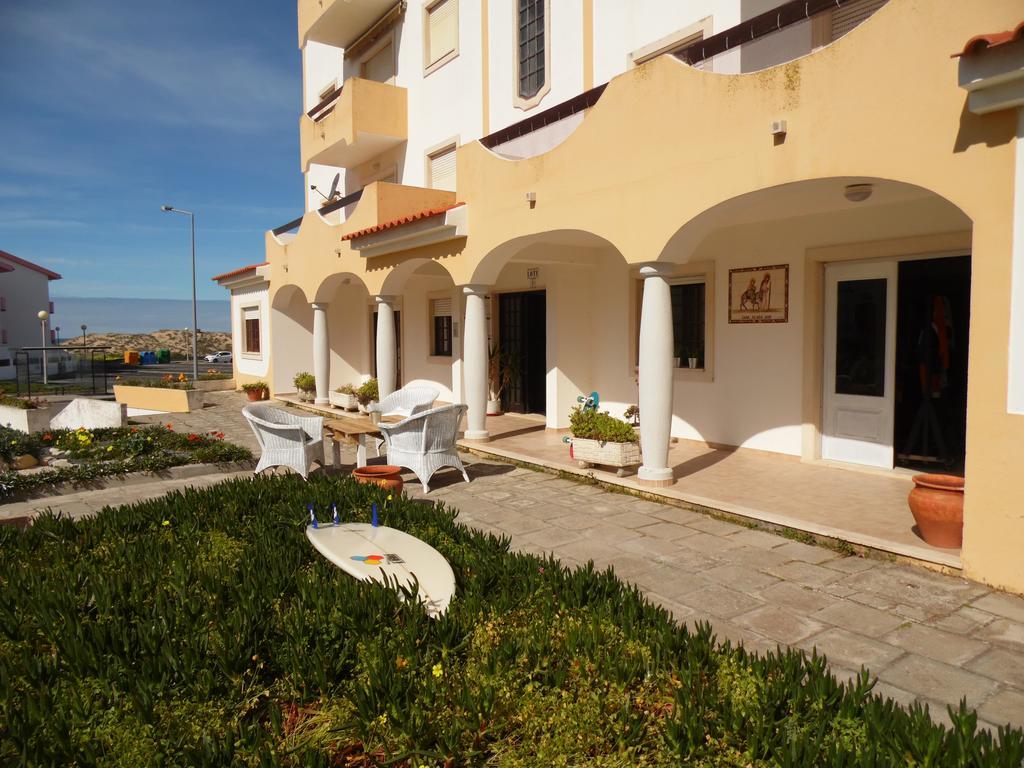 Boa Onda Guesthouse Atouguia Da Baleia Ngoại thất bức ảnh